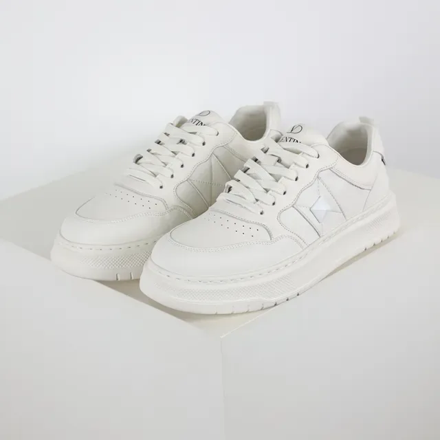 White Panelled Platform Sole Low-Top Sneakers 2