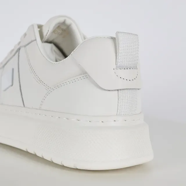White Panelled Platform Sole Low-Top Sneakers 4