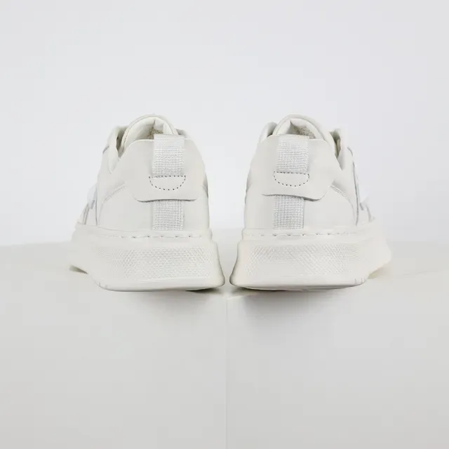 White Panelled Platform Sole Low-Top Sneakers 8