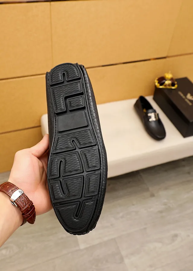 Giorgio Armani Black Silver Snake-Embossed Leather Metal G-Buckle Hardware Loafer 2