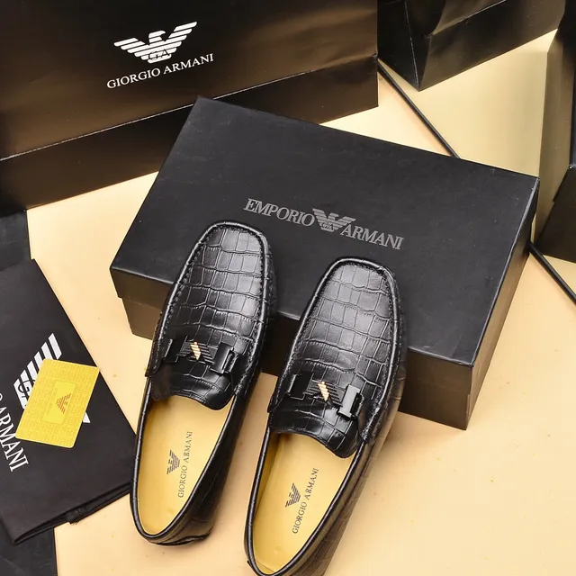 Giorgio Armani Mocassins en cuir embossé crocodile avec boucle 3