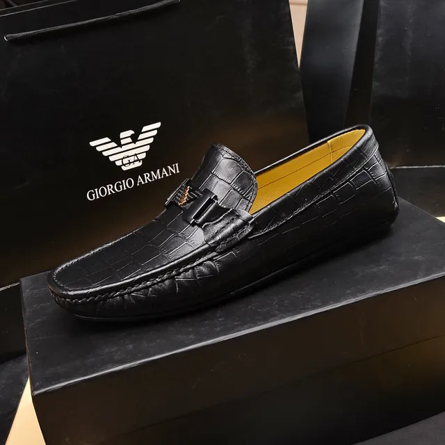 Giorgio Armani Mocassins en cuir embossé crocodile avec boucle 5
