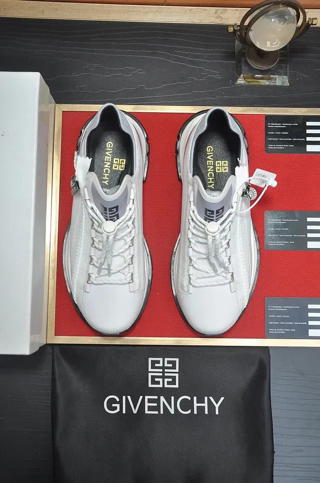 Givenchy City Sport White and Gray Lifestyle Sneakers 3