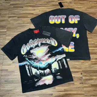 تي شيرت أسود أوفرسايز بطبعة Godspeed Out of NY