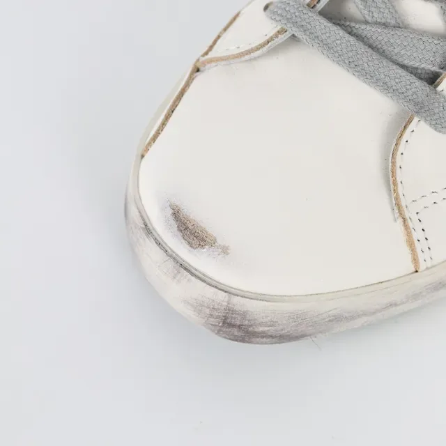 Golden Goose Superstar Sneakers Lifestyle en Cuir Blanc usé 5