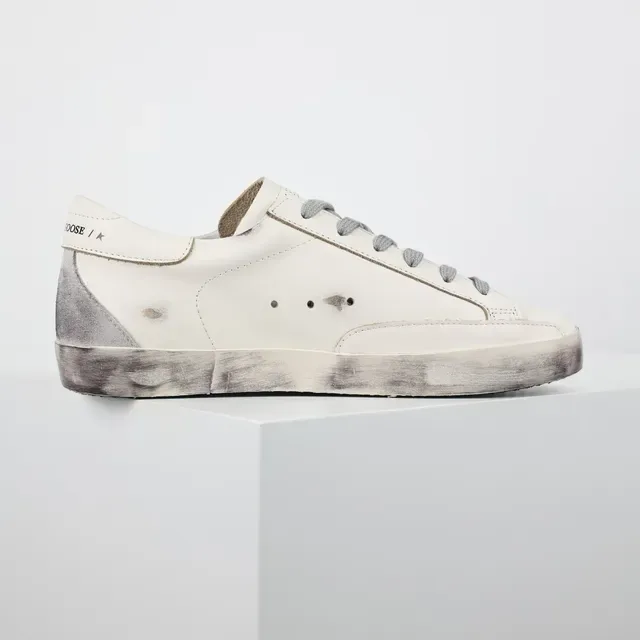 Golden Goose Superstar Sneakers Lifestyle en Cuir Blanc usé 7