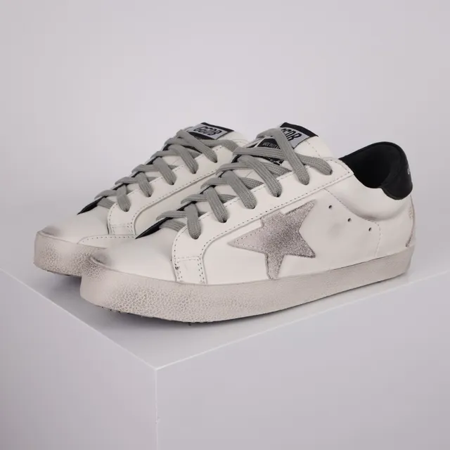 Golden Goose Superstar Off-White नجمة لامعة حذاء رياضي أسلوب حياة 2