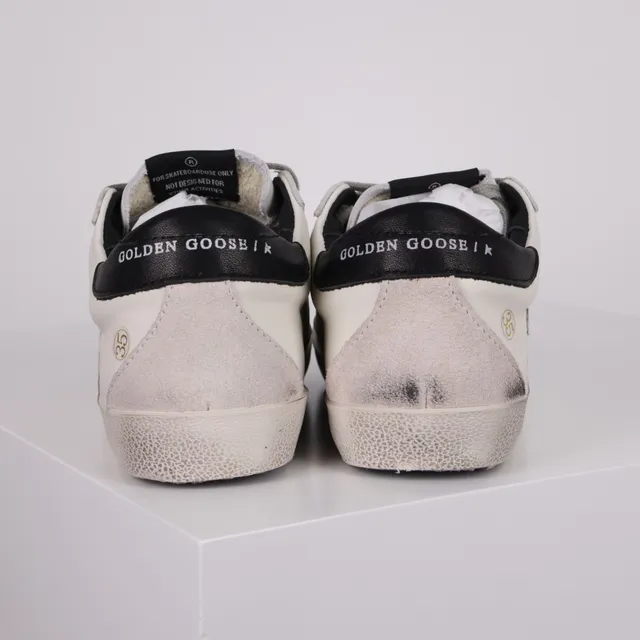 Golden Goose Superstar Off-White नجمة لامعة حذاء رياضي أسلوب حياة 8