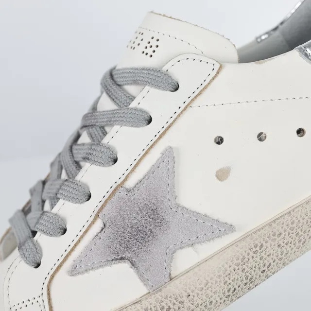 Golden Goose Superstar Tênis lifestyle brancos prateados sola de borracha distressed patch de estrela metálica 6