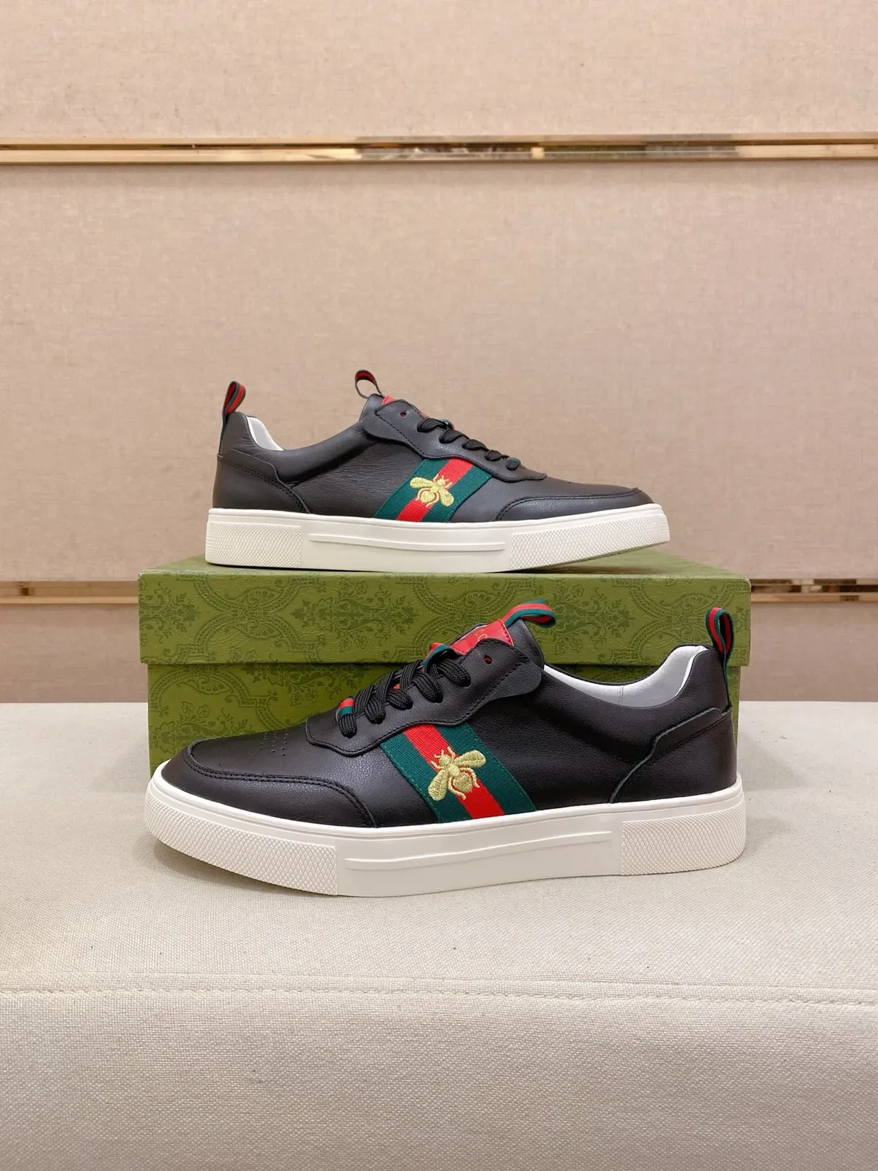 Gucci Ace Bee Web Stripe Black Leather Lifestyle Sneakers 7