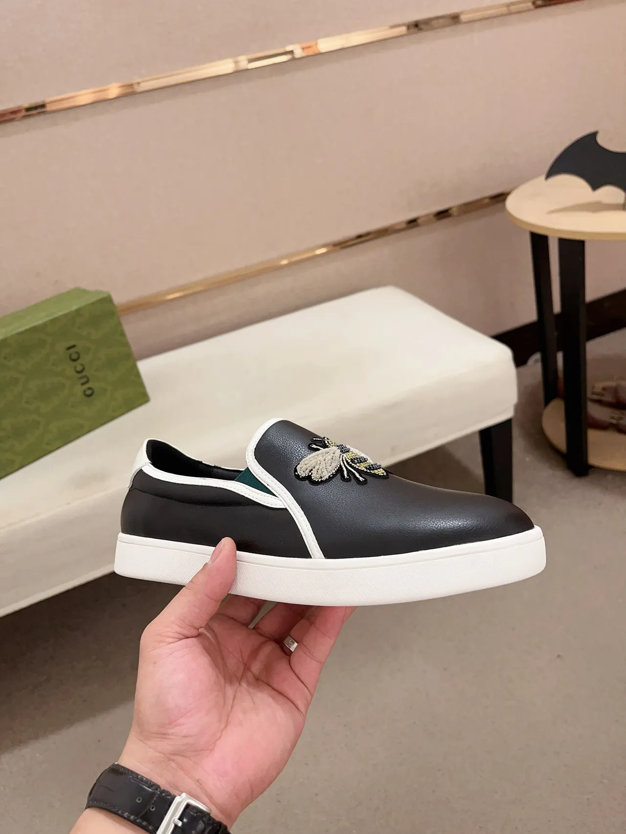 Gucci Ace Noir Blanc Abeille Broderie Conduit Contraste Mocassin 4