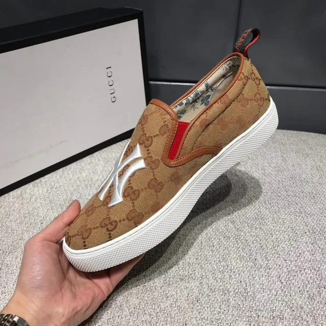 Gucci Ace marron blanc GG Supreme brodé NY Logo chaussures canvas 2