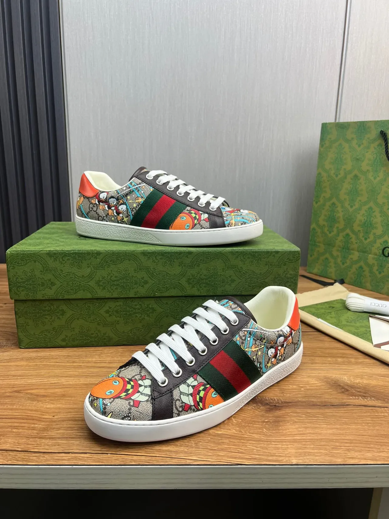 Gucci Ace Cartoon Print Multicolor Lifestyle Sneakers 4