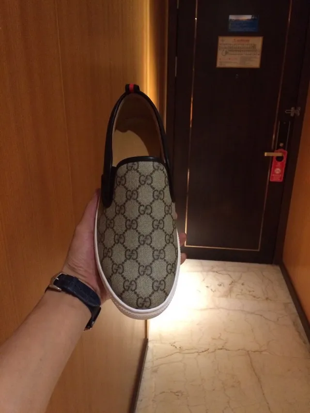 Gucci Ace Loafer GG Monogram Canvas Mocassins Noir Beige 3