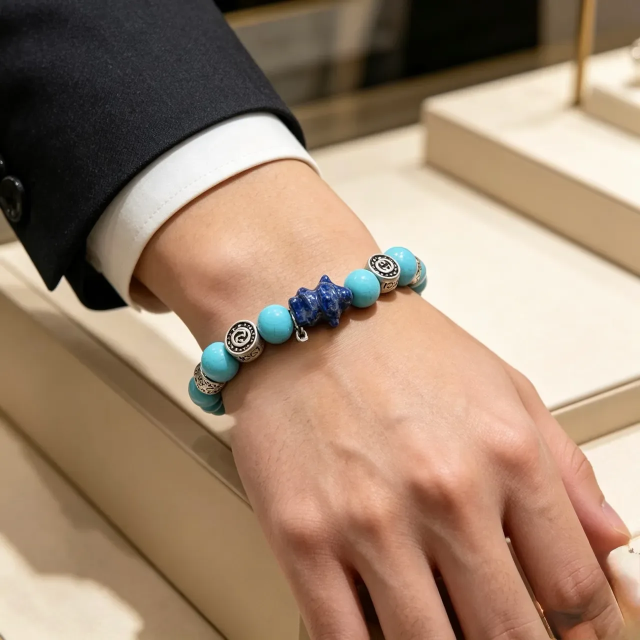 Gucci Beaded Turquoise and Lapis Lazuli Bracelet 3