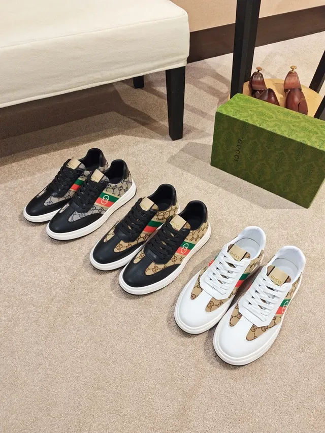 Gucci Bege Preto GG Monograma Lona Bico de Couro Tênis Lifestyle 2