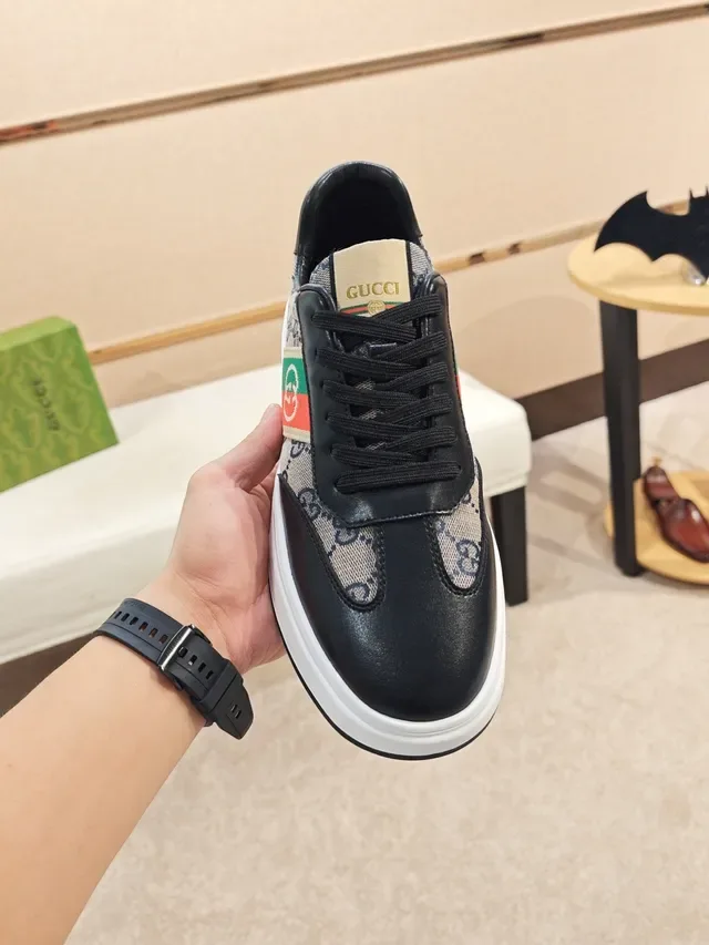 Gucci Bege Preto GG Monograma Lona Bico de Couro Tênis Lifestyle 6