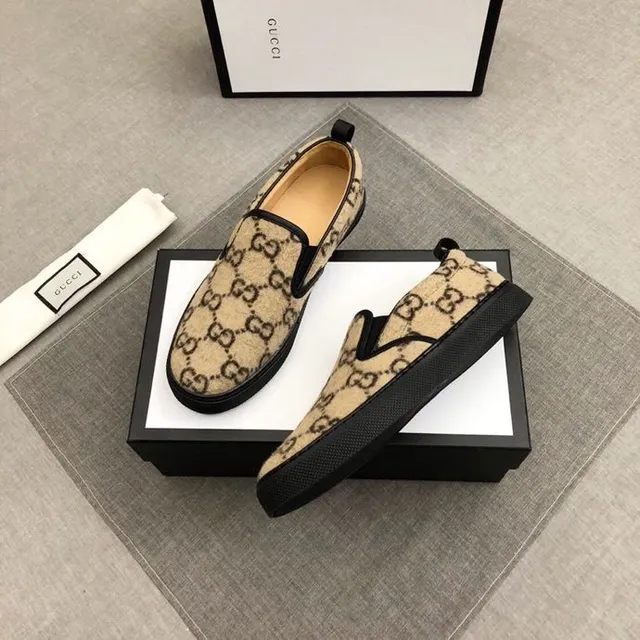 Gucci Beige Black GG Monogram Canvas Slip-On Loafer 9