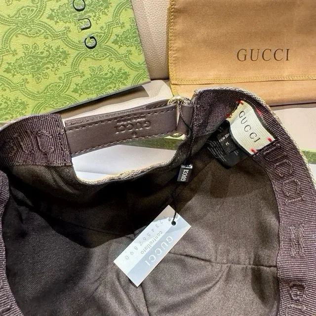 Gucci beige rouge GG Monogram Canvas Embroidered Interlocking G Baseball Cap 3