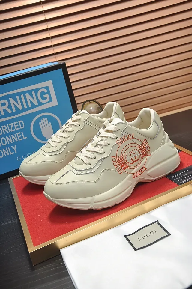 Gucci Beige Red Sole Logo-Print Side Panel Chunky Sneakers 4