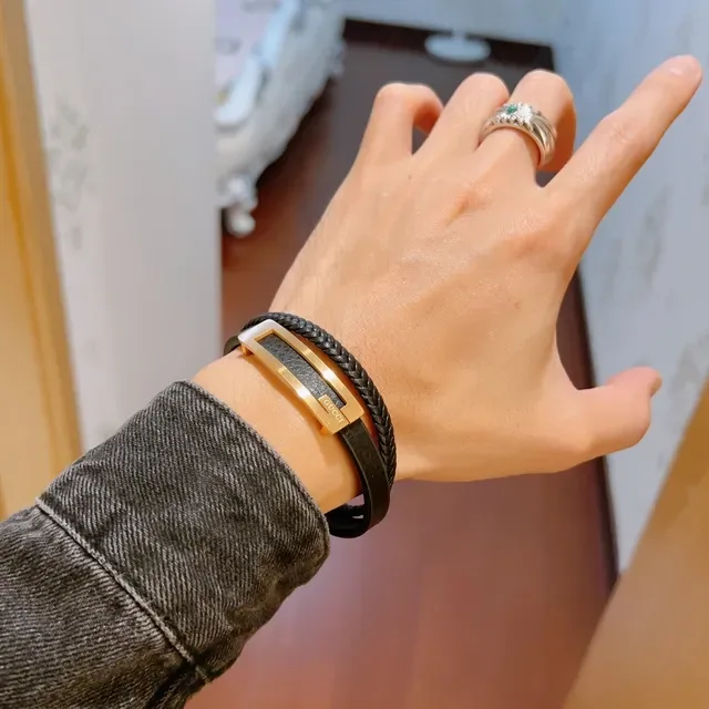 Gucci Black Braided Leather Gold-Tone Plaque Bracelet 9