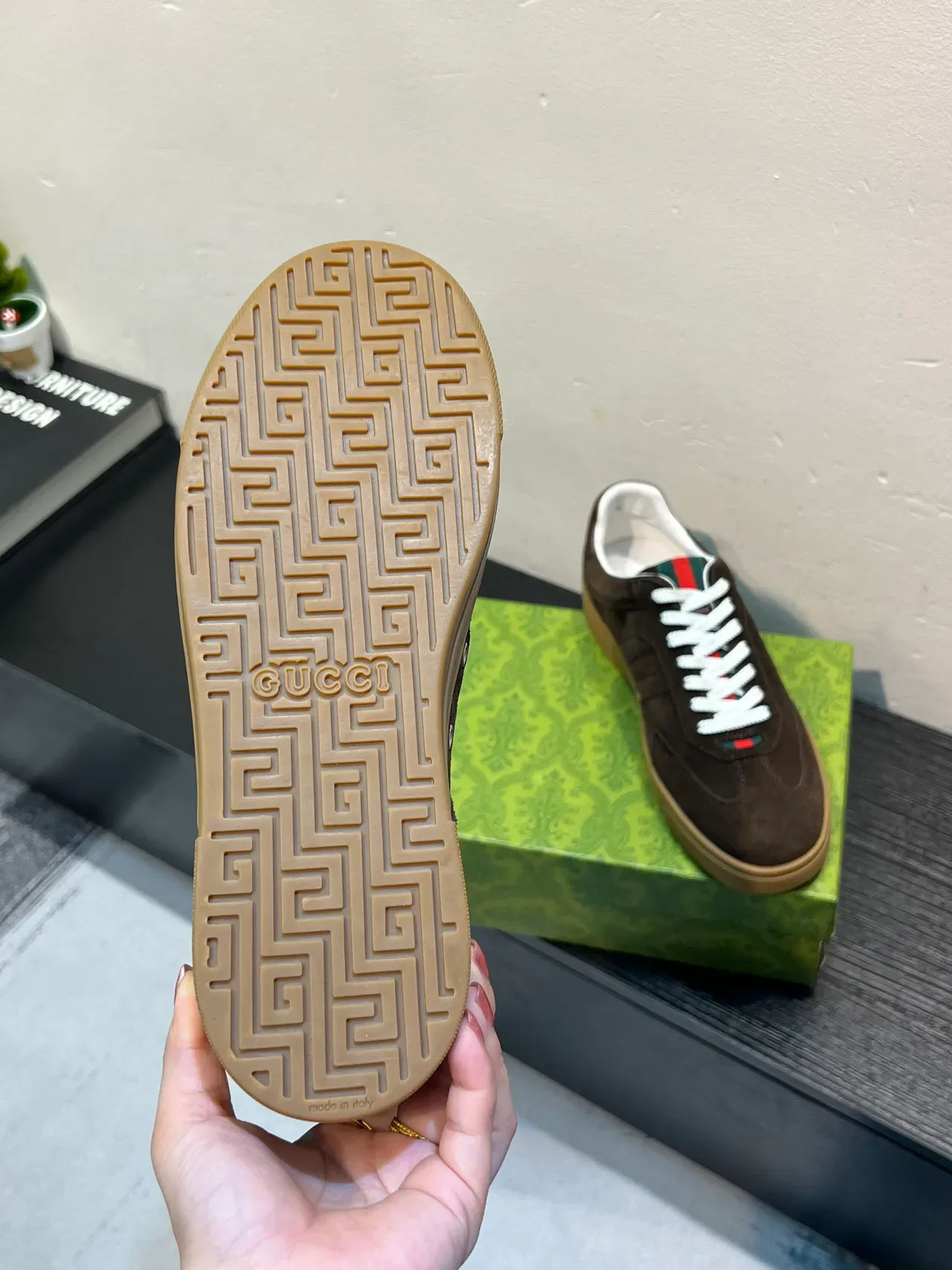 Gucci Brown Beige Suede Upper Gum Rubber Sole Lifestyle Sneakers 9