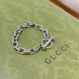 Gucci Chunky Oval-Link Industrial Toggle Clasp Bracelet