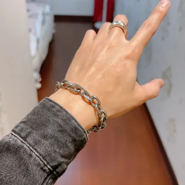 Gucci Chunky Oval-Link Industrial Toggle Clasp Bracelet 4
