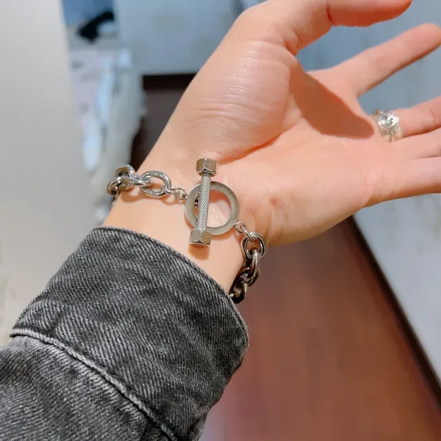 Gucci Chunky Oval-Link Industrial Toggle Clasp Bracelet 7