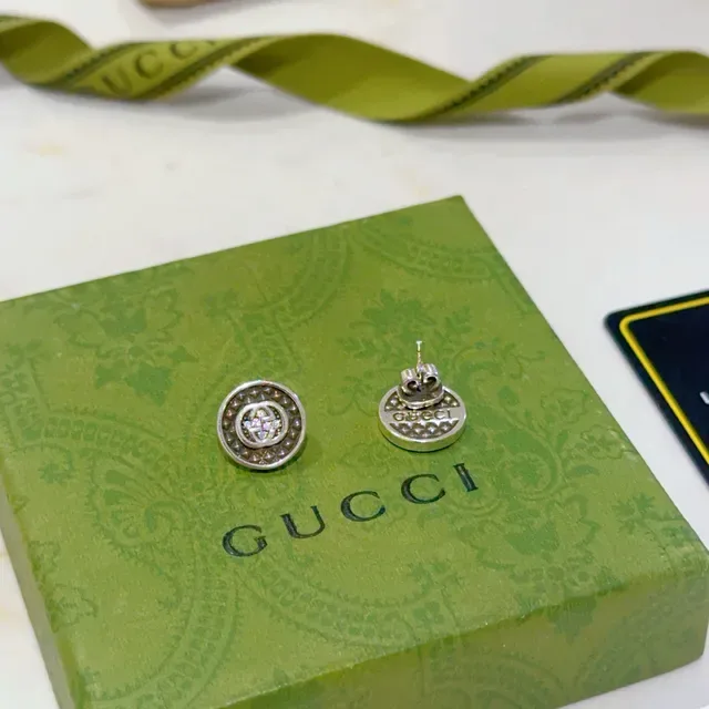 Gucci Crystal-Embellished Circular Stud Earrings 3