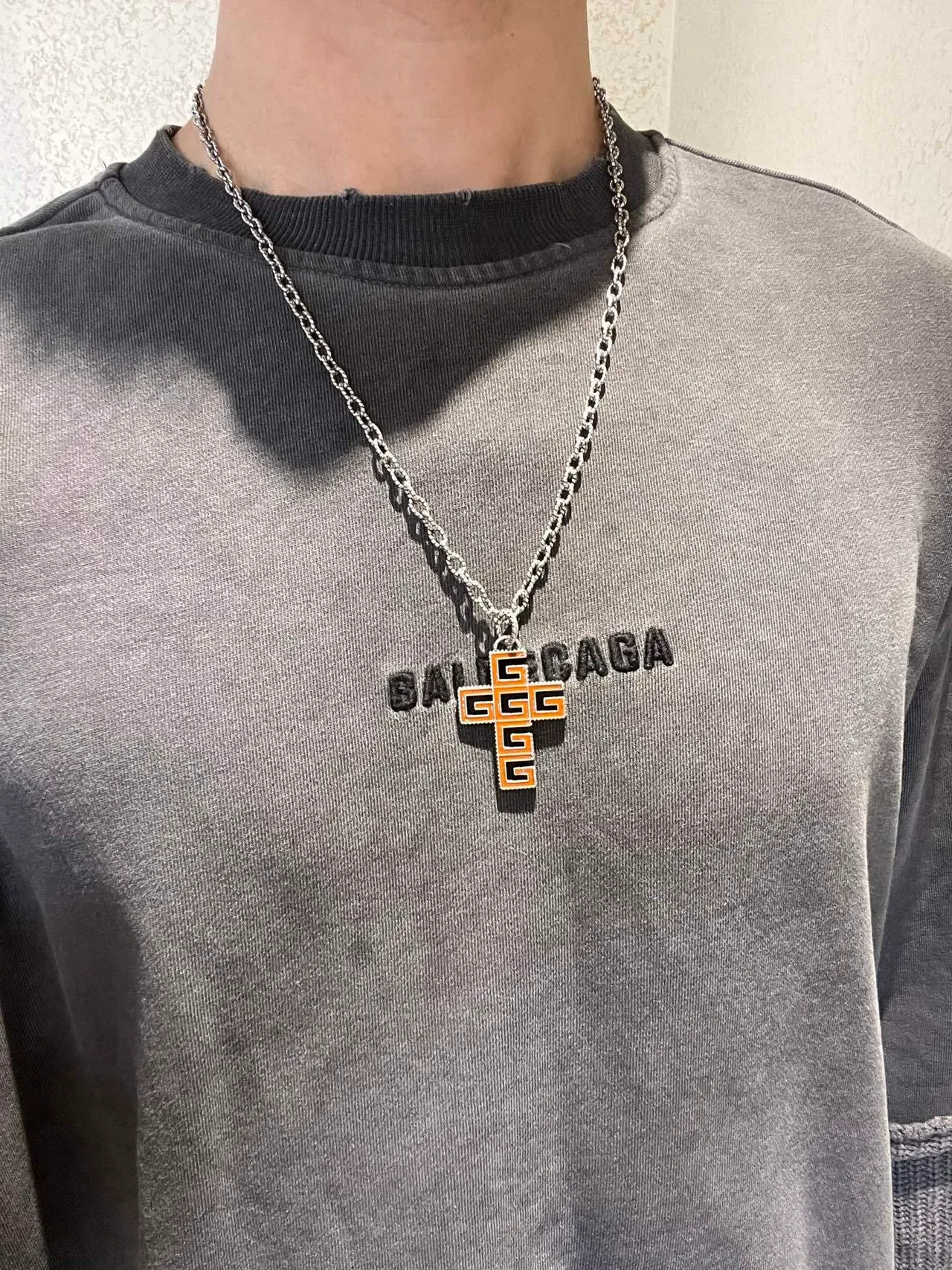 Gucci Enamel Interlocking G Cross Pendant Necklace 8