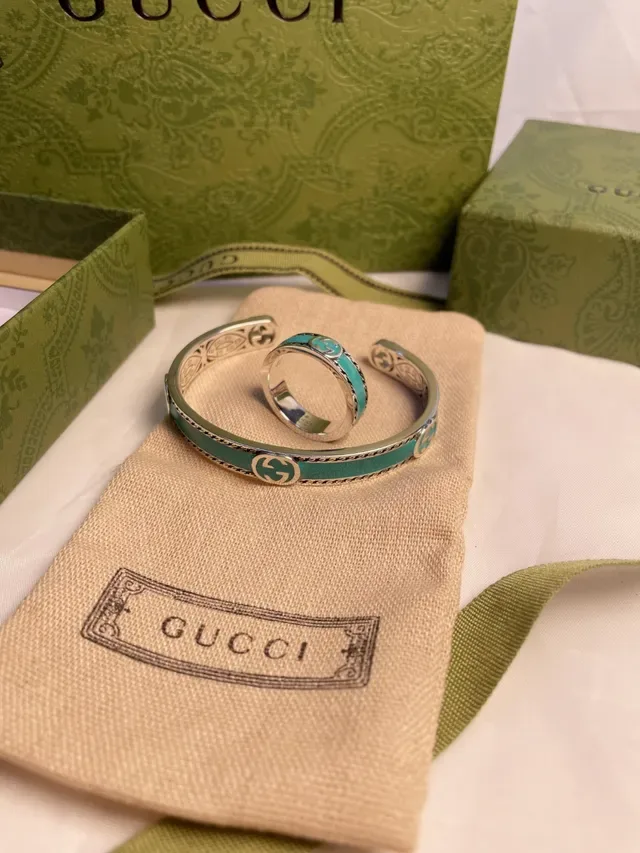 Gucci Engraved Eye Motif Gold-Tone Bangle Bracelet 3