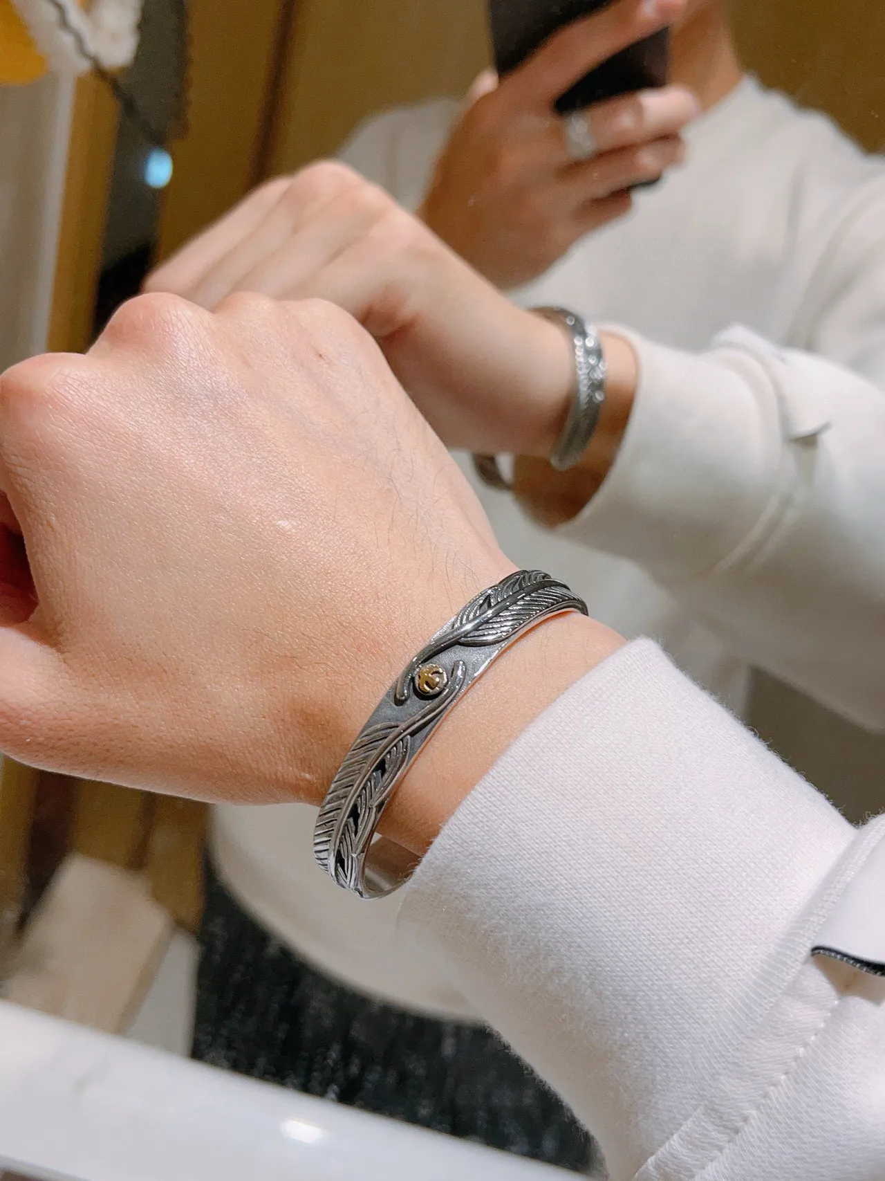 Gucci Feather Motif Open Cuff Bracelet 6