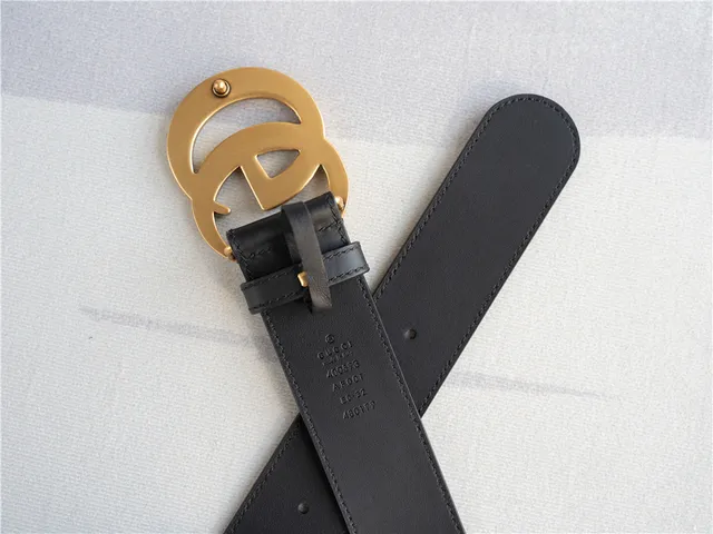 Gucci GG Marmont Black Gold Interlocking G Buckle Smooth Leather Belt 4