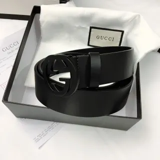 Gucci GG Marmont काला चमड़े का बेल्ट