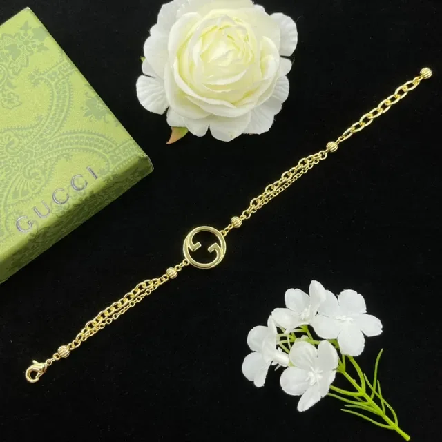 Gucci GG Marmont Gold Double-Chain Interlocking G Pendant Bracelet 7