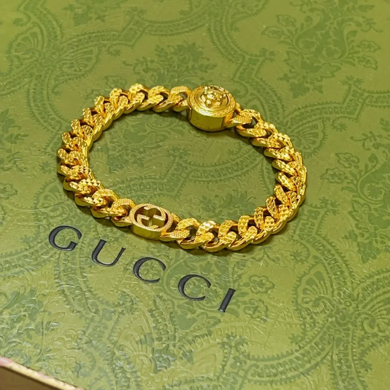Gucci GG Marmont Gold Faceted Curb-Link Chain Interlocking G Logo Bracelet 5