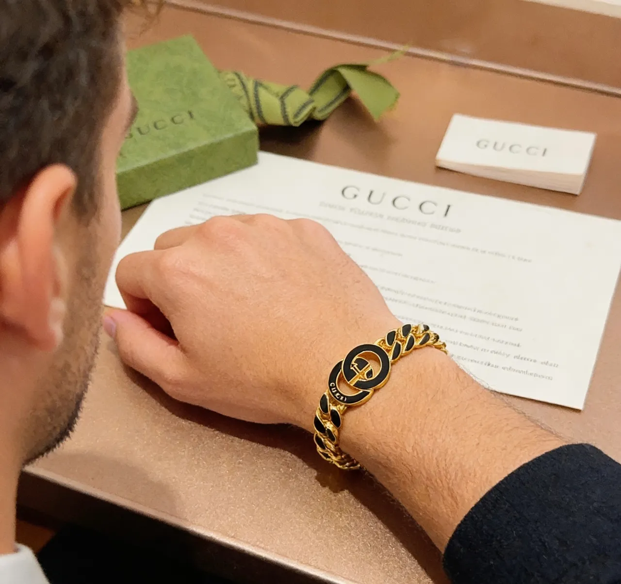 Gucci GG Marmont Gold-Tone and Black Enamel Curb Chain Bracelet 8