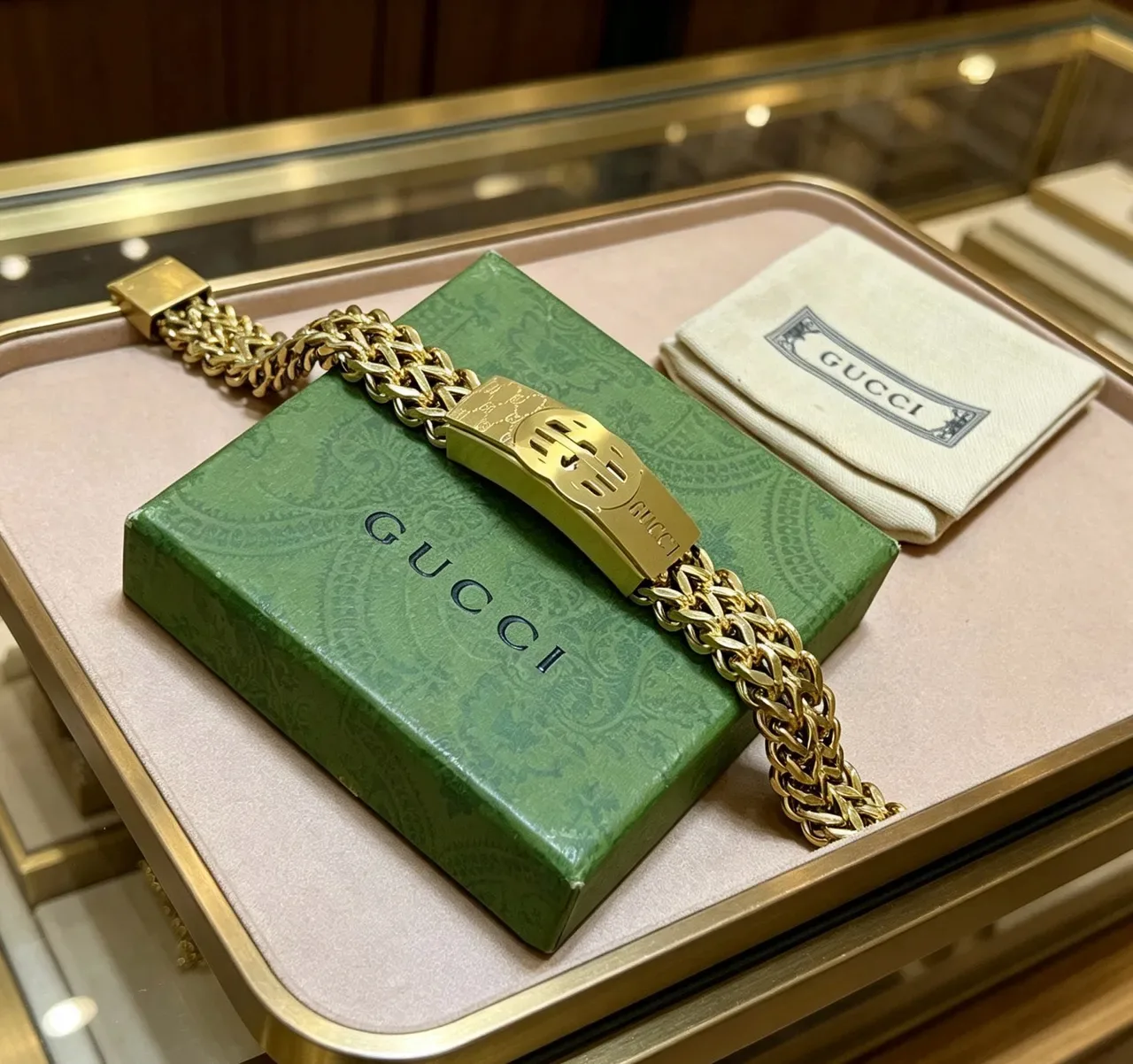 Gucci GG Marmont Gold-Tone Curb-Link Bracelet 3