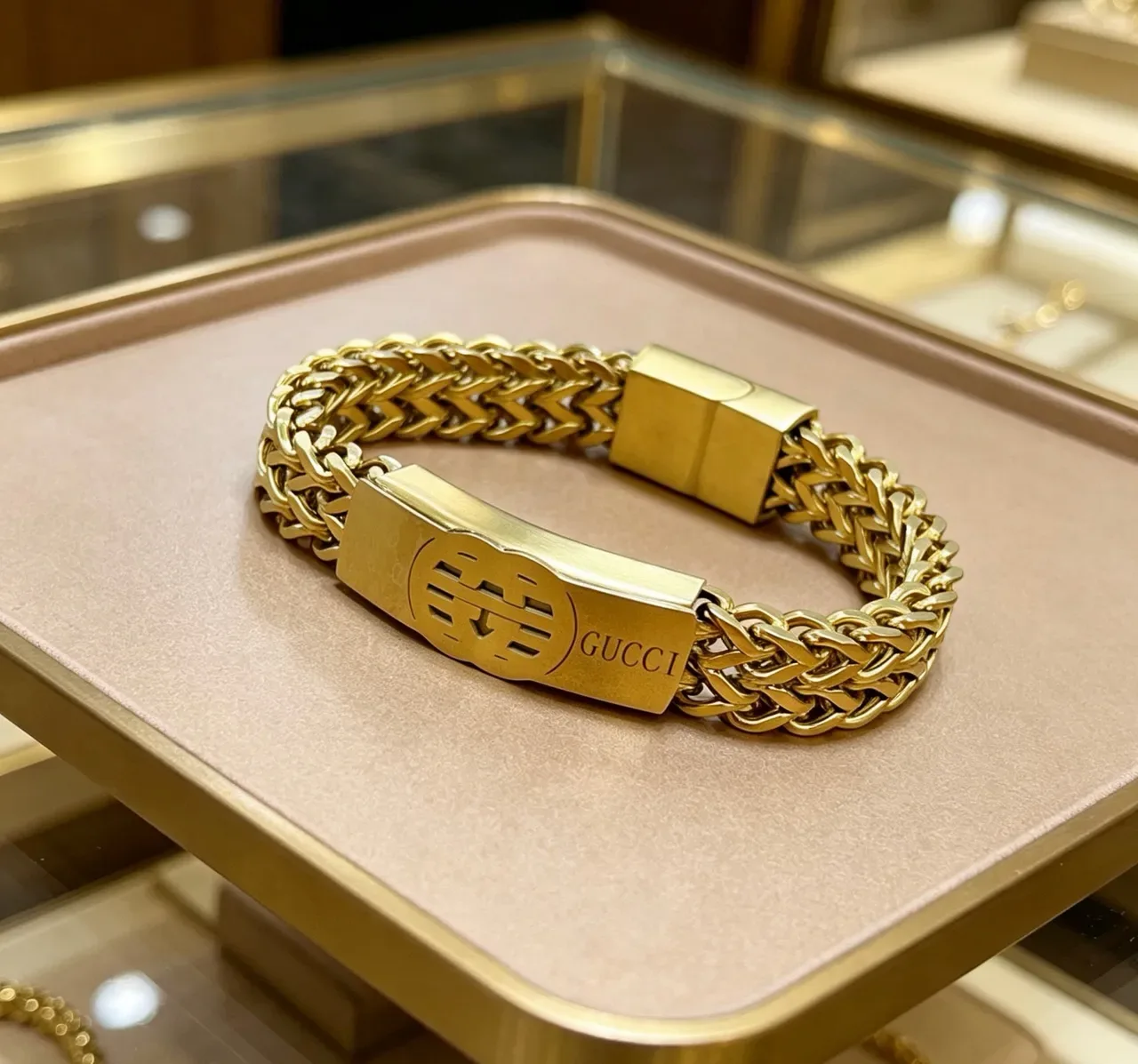 Gucci GG Marmont Gold-Tone Curb-Link Bracelet 6