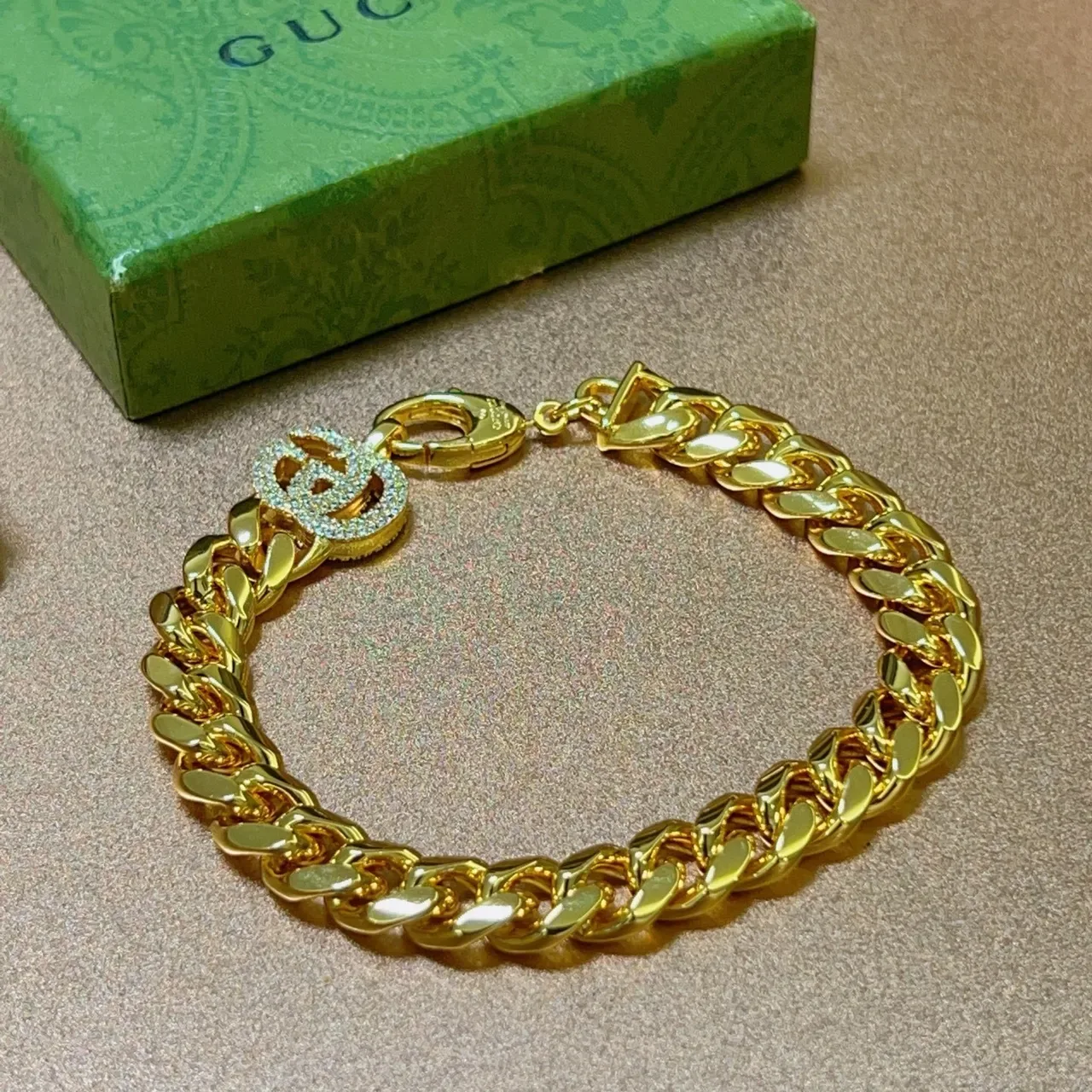 Gucci GG Marmont Gold-Tone Pavé Crystal Curb-Link Bracelet 5