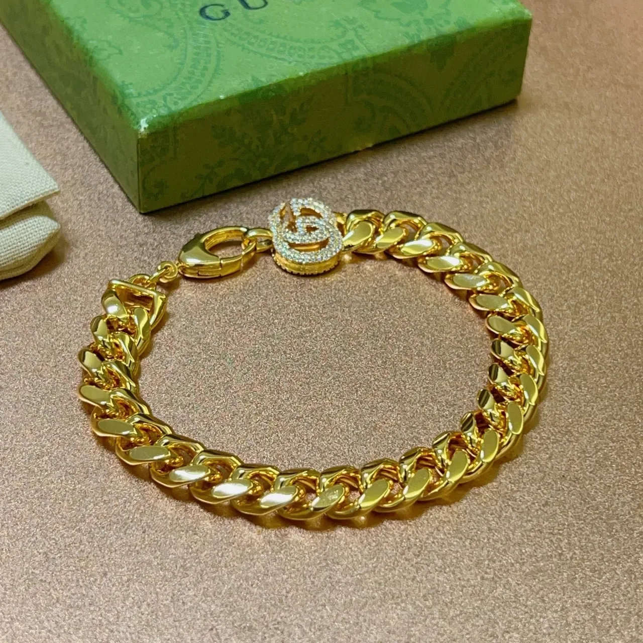 Gucci GG Marmont Gold-Tone Pavé Crystal Curb-Link Bracelet 9