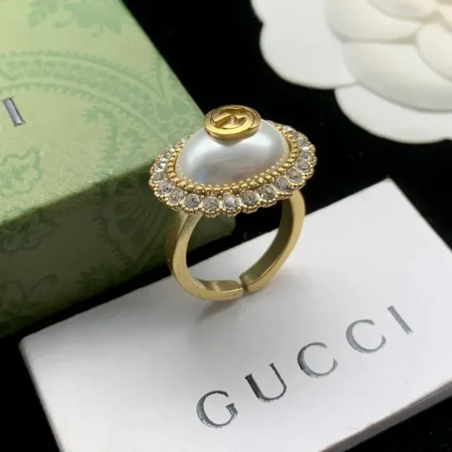 Gucci GG Marmont Gold White Oval Pearl Centerpiece Crystal-Encrusted Halo Ring 6