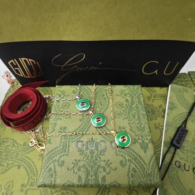 Gucci GG Marmont Green Enamel Interlocking G Necklace 7