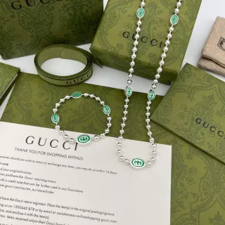 Gucci GG Marmont 绿色银色珠链珐琅图案项链