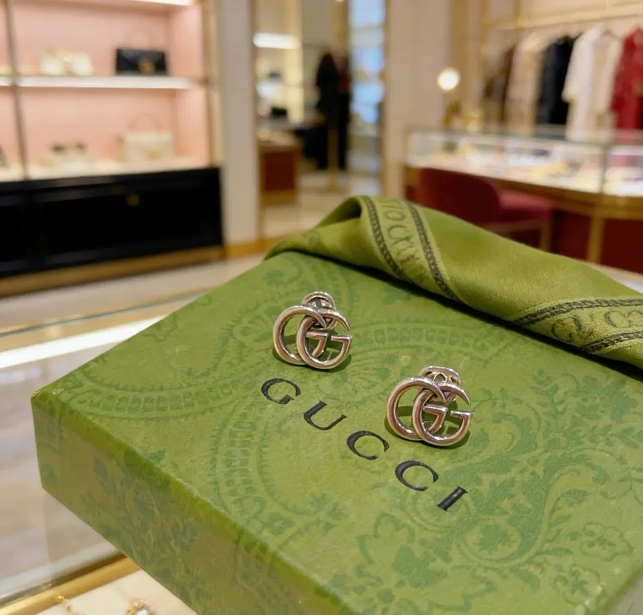 Gucci GG Marmont Green Silver Interlocking Double-G Logo Stud Earrings 2