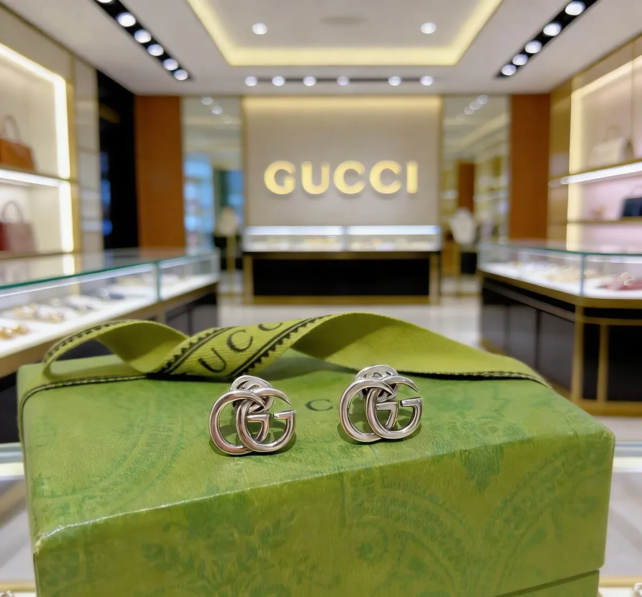 Gucci GG Marmont Green Silver Interlocking Double-G Logo Stud Earrings 5