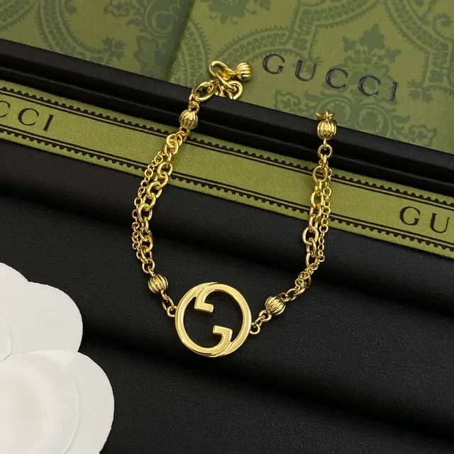 Gucci GG Marmont Interlocking G Chain Bracelet 3