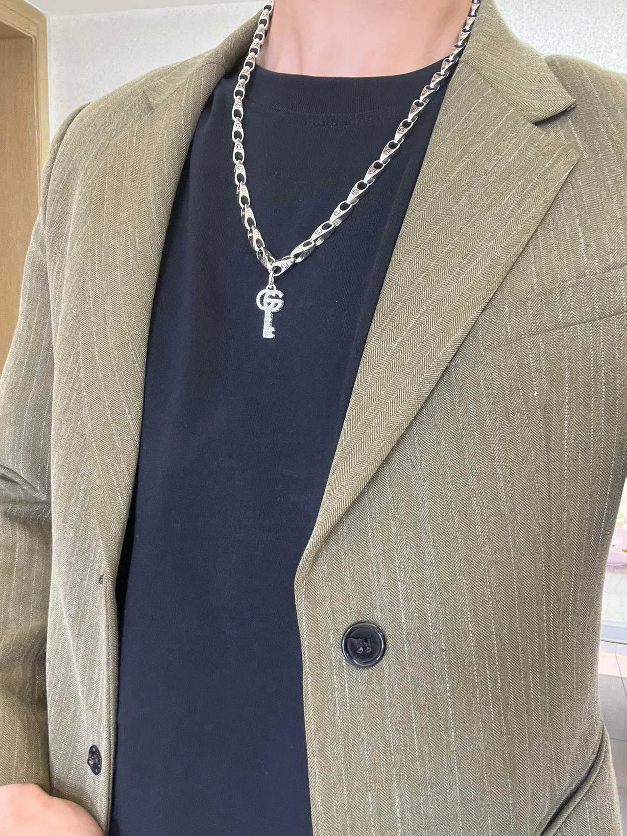 Gucci GG Marmont Interlocking G-Link Crystal Key Necklace 3
