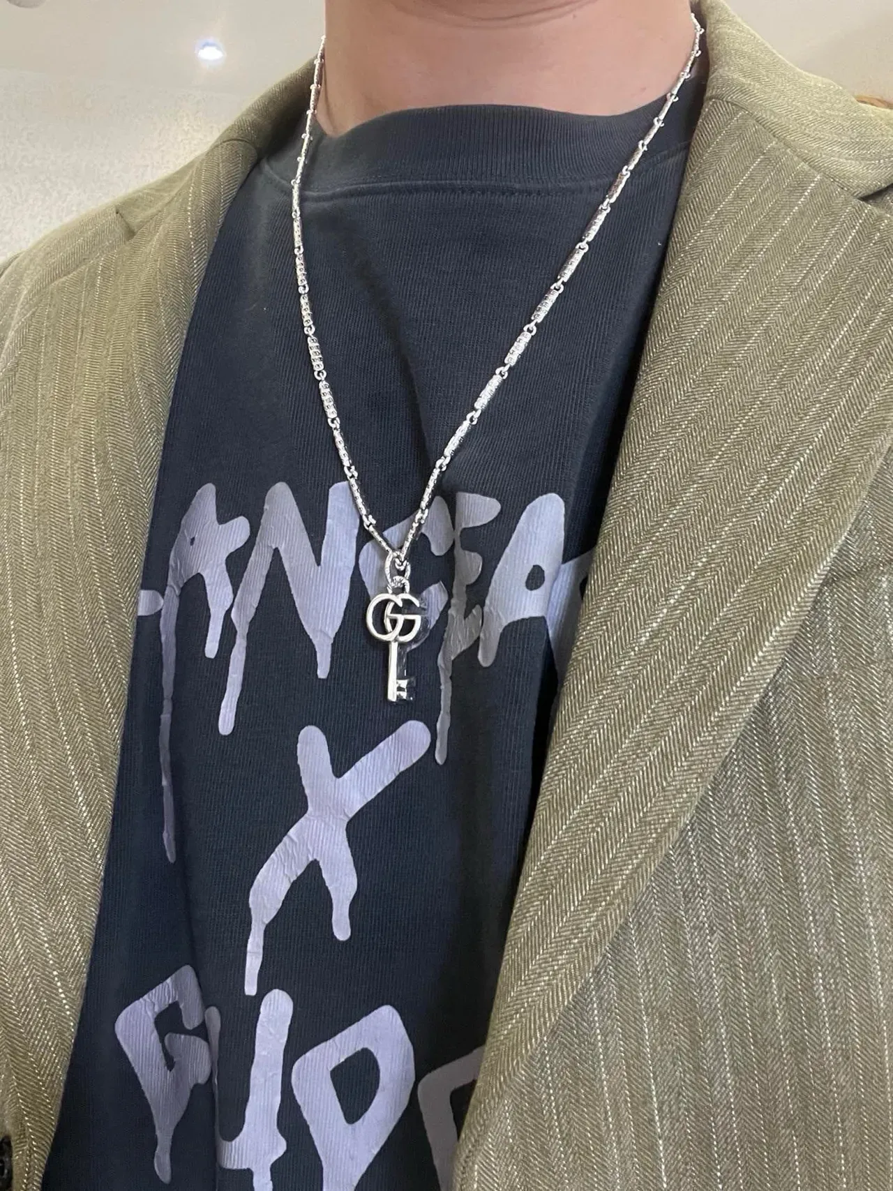 Gucci GG Marmont Key Pendant Silver-Tone Necklace 3